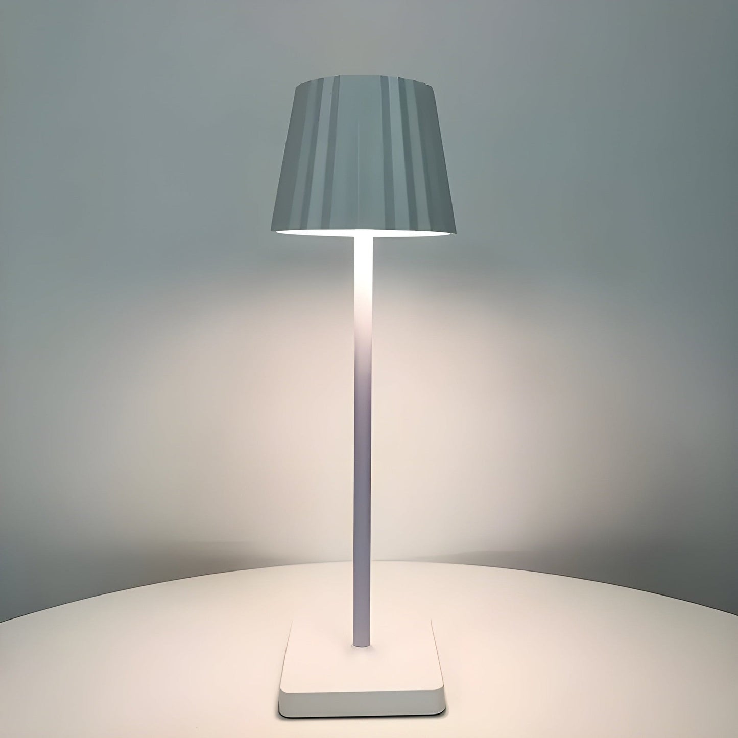 Wireless Table Lamp | Touch Control & USB Charging for Living Room