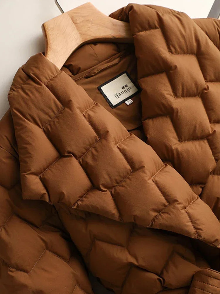 Antonella™ - Elegant dunjacka med skärp