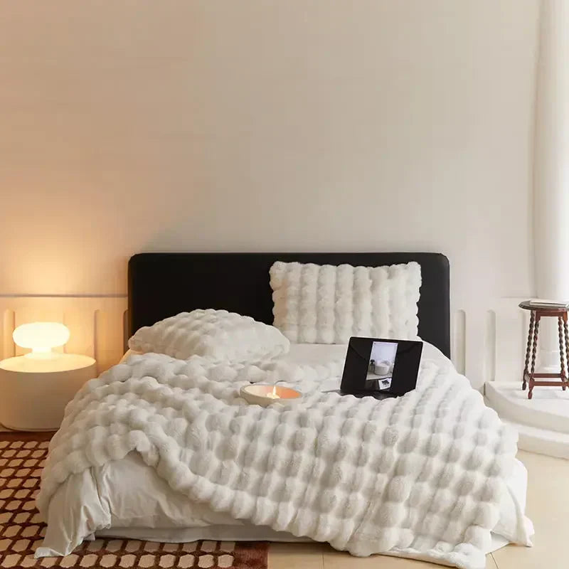 Fleece Throw Blanket for Sofa and Bed