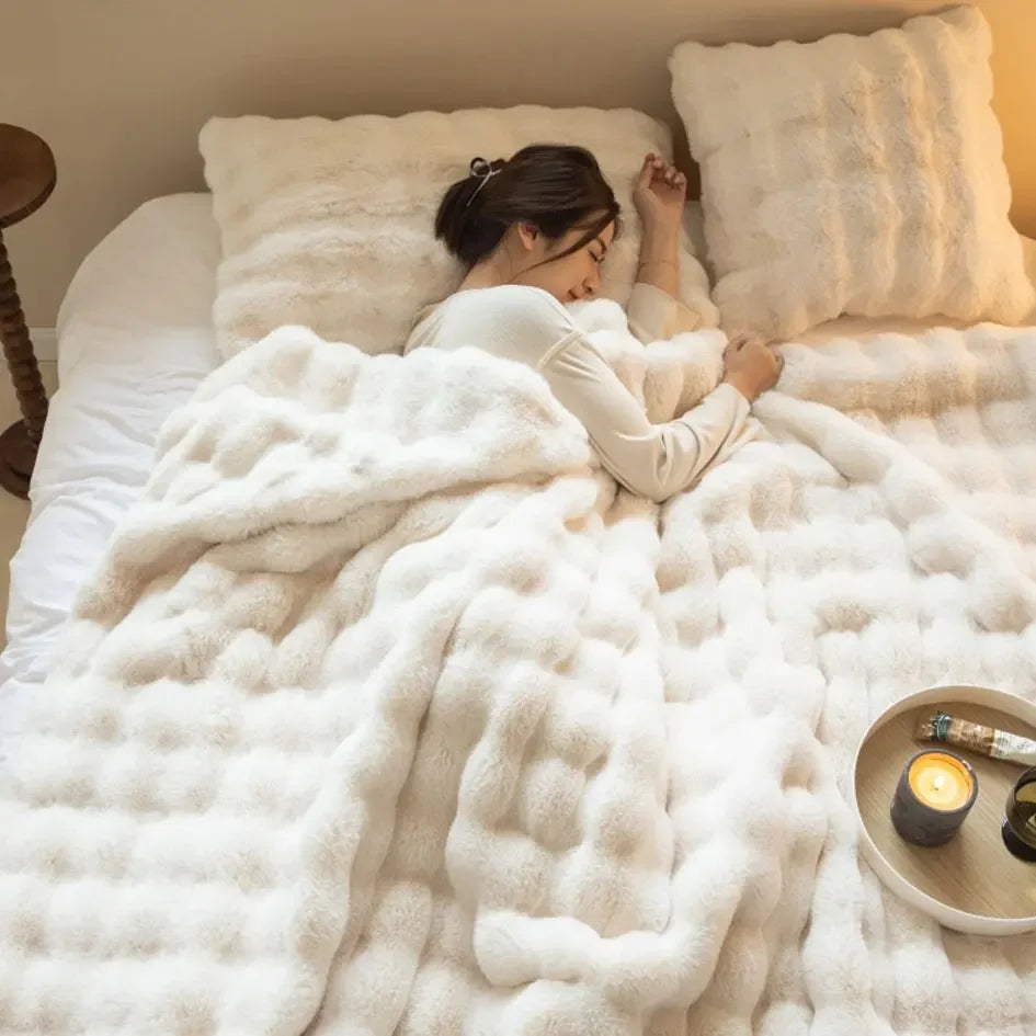 Fleece Throw Blanket for Sofa and Bed