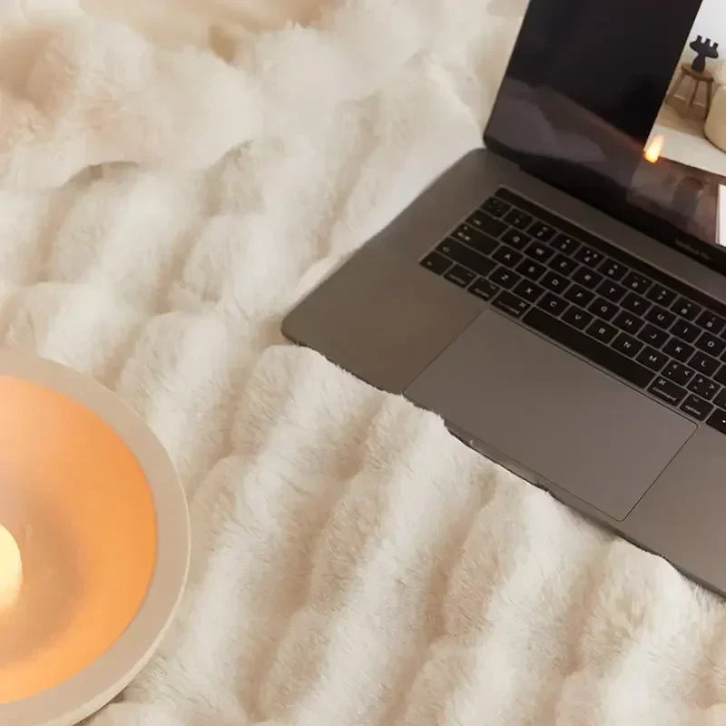 Fleece Throw Blanket for Sofa and Bed