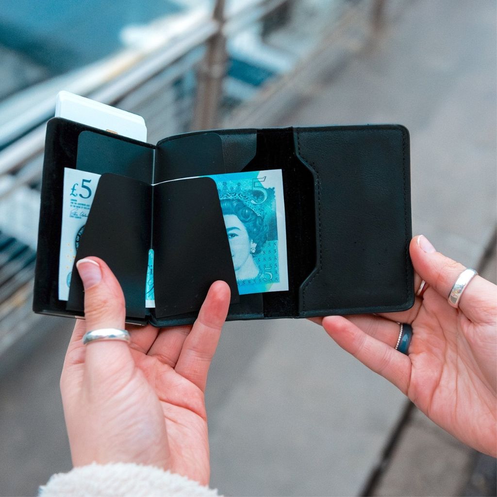 Leather Wallet with AirTag and RFID Blocker