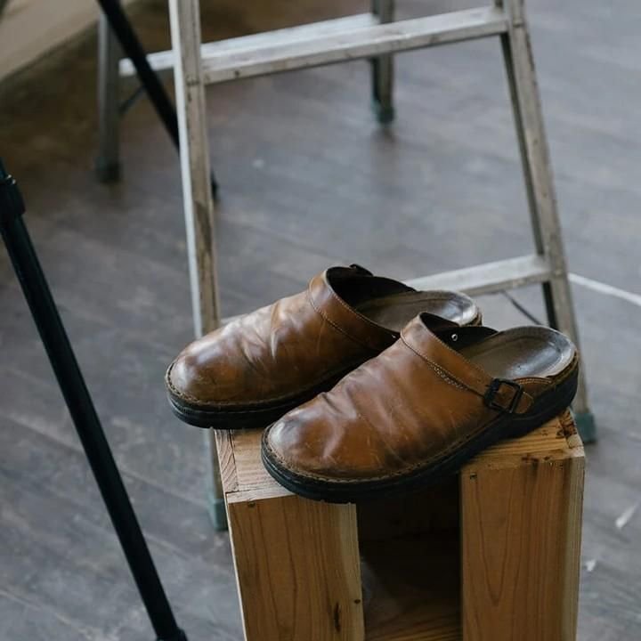 Leather Slip On Clogs for Men and Women
