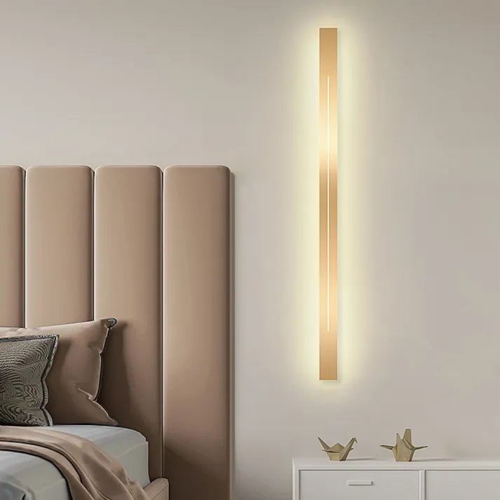 LED Wall Light | Modern Vertical Black Indoor Sconce