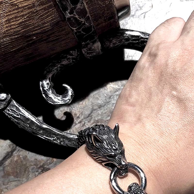 Great Gift - Men's Retro Viking Wolf Bracelet