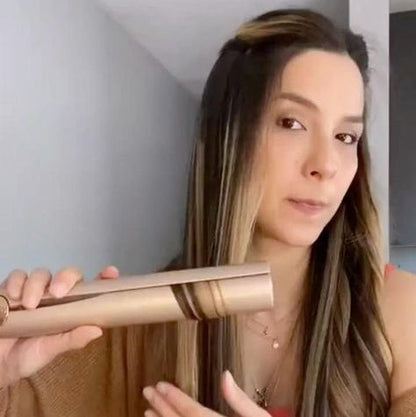 Hair Straightener with Ceramic Plates for Styling