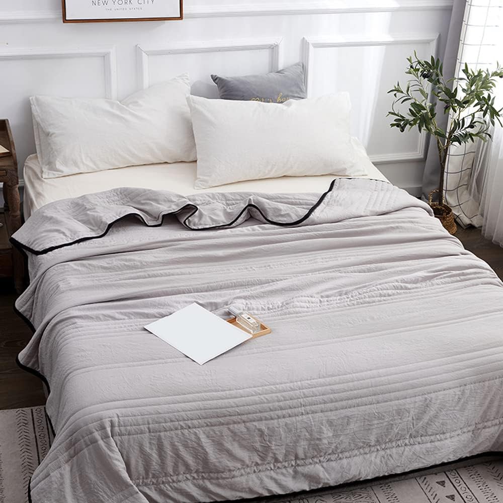 Cooling Blanket Lightweight Breathable Summer Bed Cover