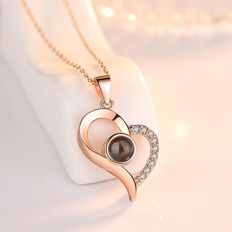 Love Projection Heart Halsband