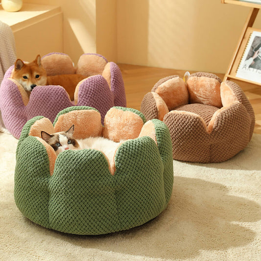 Pet Bed Plush Flower Design for Cats Dogs