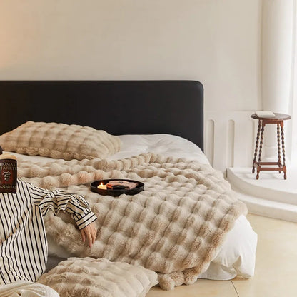 Faux Fur Throw Blanket Soft Luxury Design