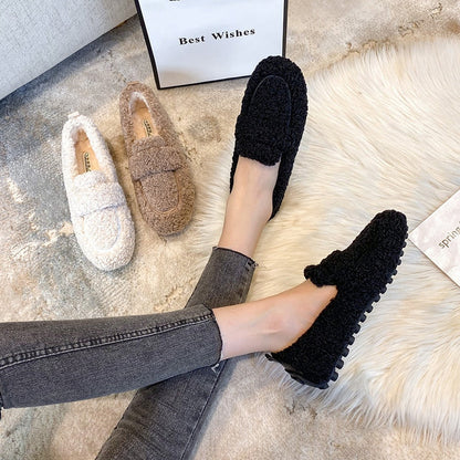 Fleece Lined Slippers for Warm Indoor Comfort