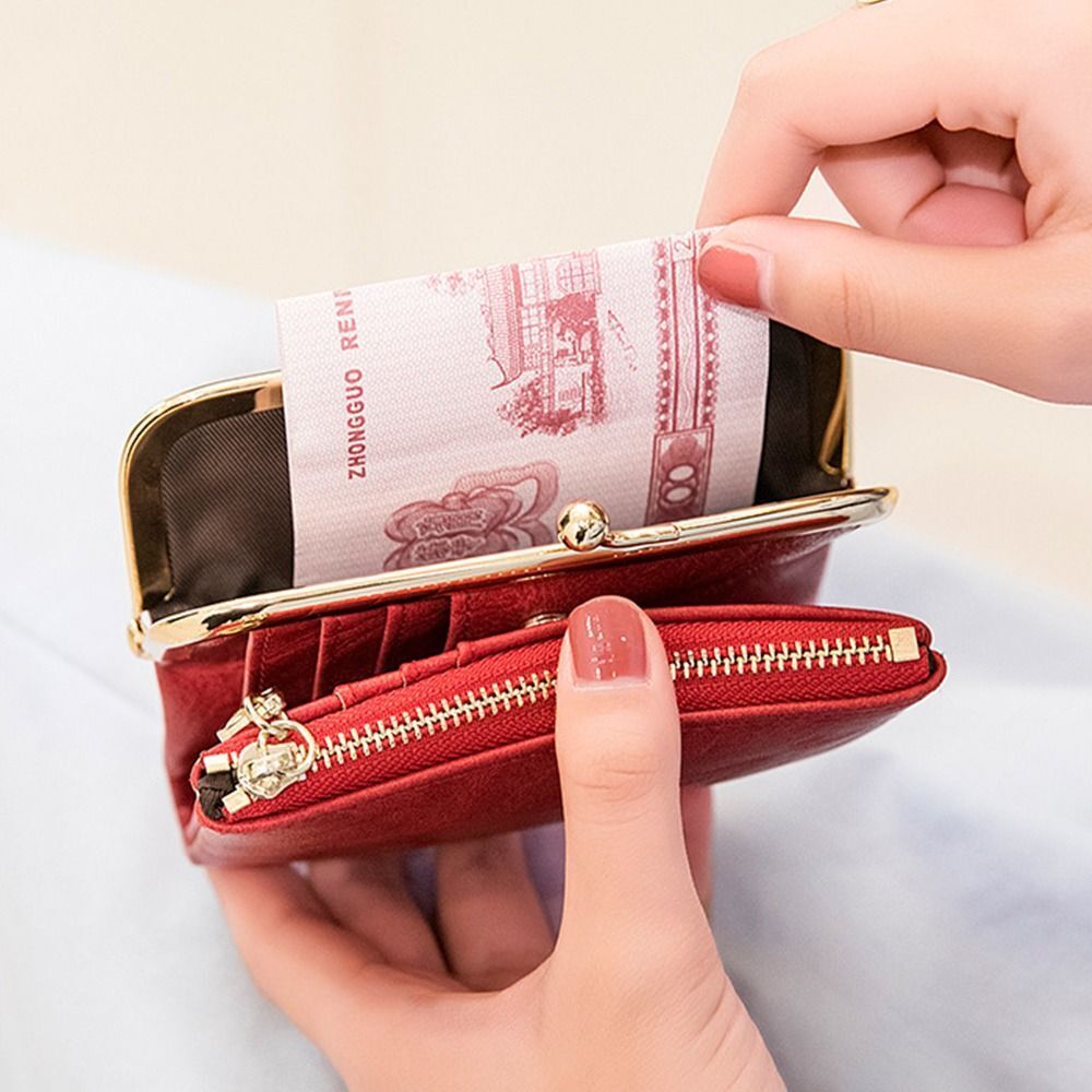Leather Wallet with Vintage Kiss Lock Closure
