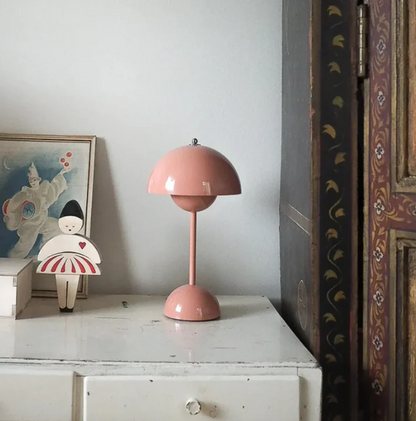 Table Lamp with Modern Touch Control Design