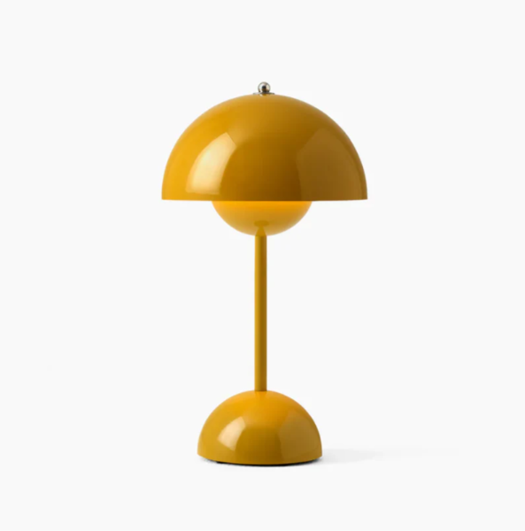 Table Lamp with Modern Touch Control Design